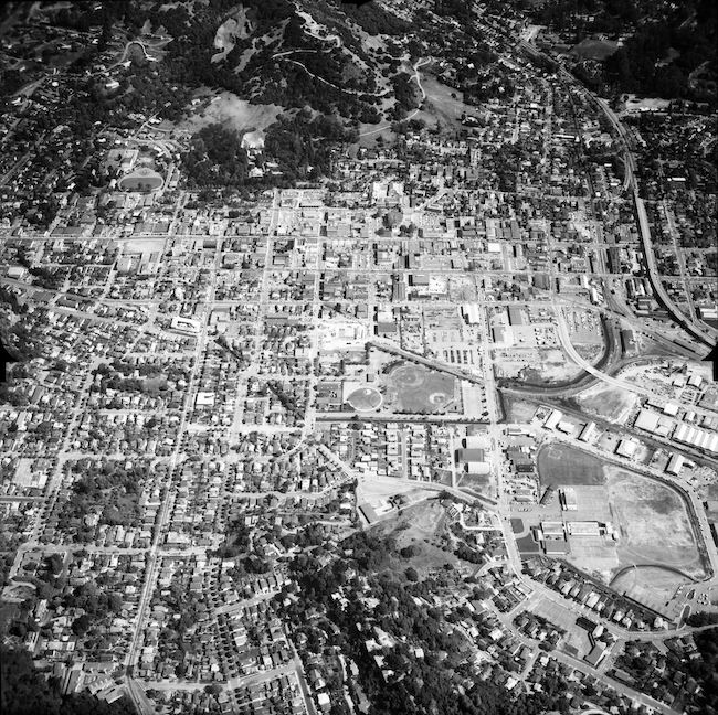 7419San Rafael Downtown scn