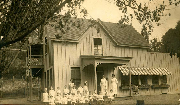 PHO_Campus_Pre-1922_001 (1)-2