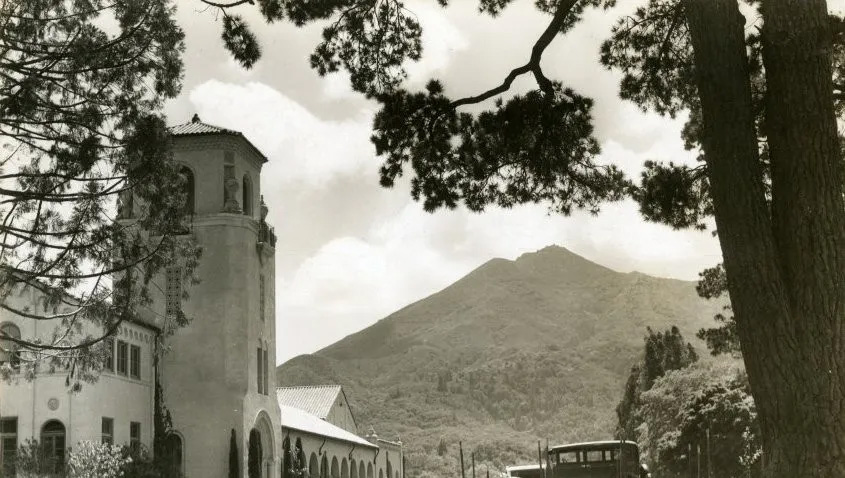 MIJ-L-HISTORY-COL-0319